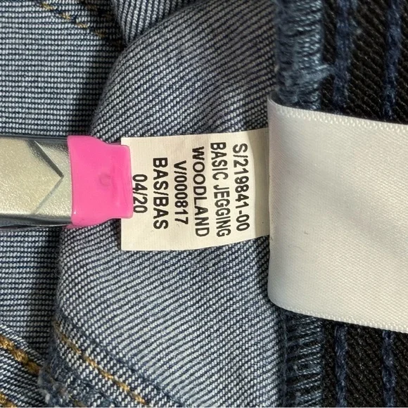 Old Navy Blue Rockstar Super Skinny Jeggings with Elastic Waistband - Picture 10 of 10